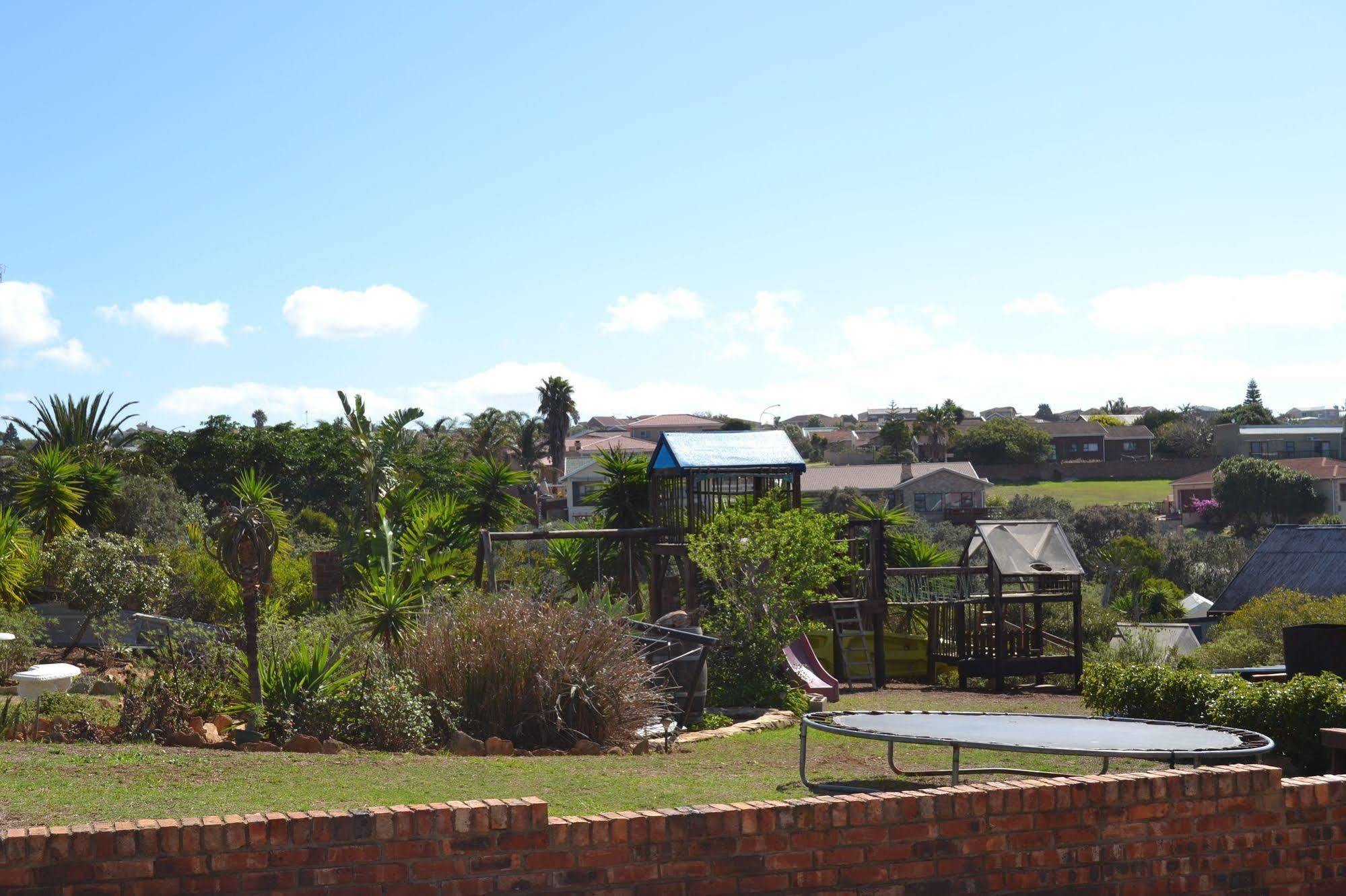 Dolphin View Guesthouse Jeffreys Bay Exterior foto