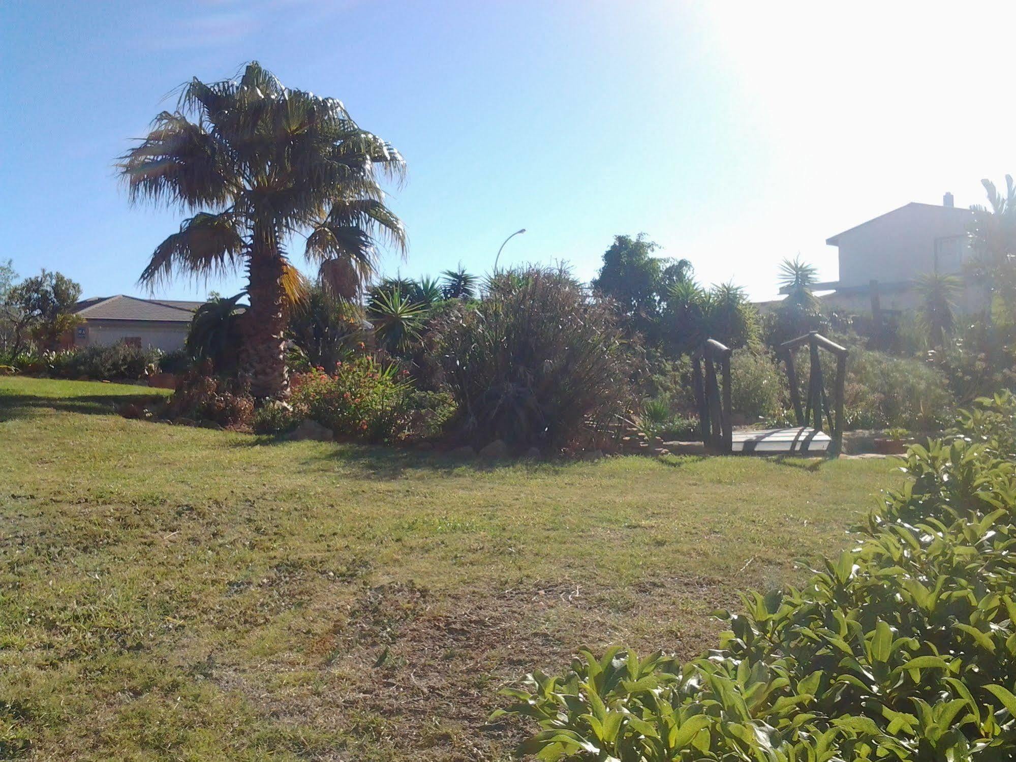 Dolphin View Guesthouse Jeffreys Bay Exterior foto